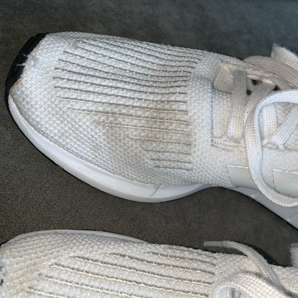 Adidas YOUTH swift run - Picture 7 of 7